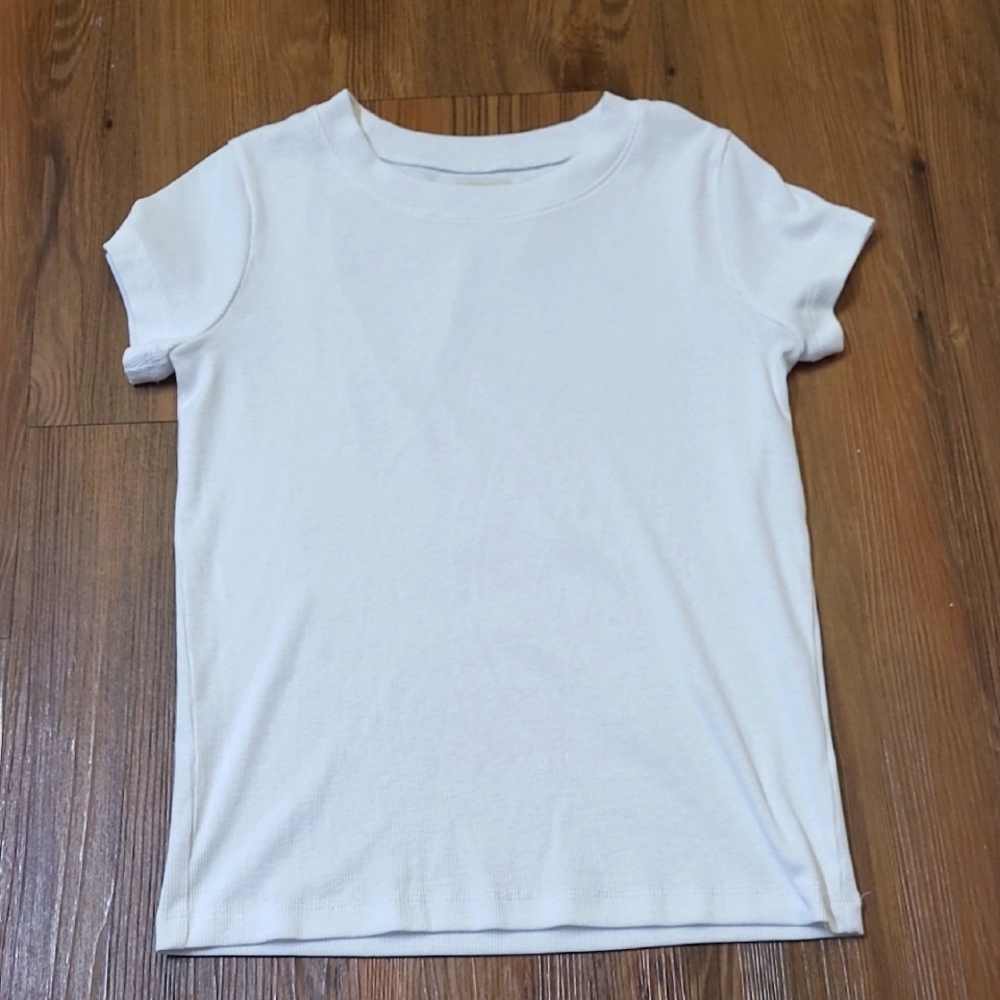 Madewell White Short Sleeve Tee used good condition.